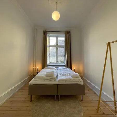 The Royale Retreat With 5 Bedrooms Apartment